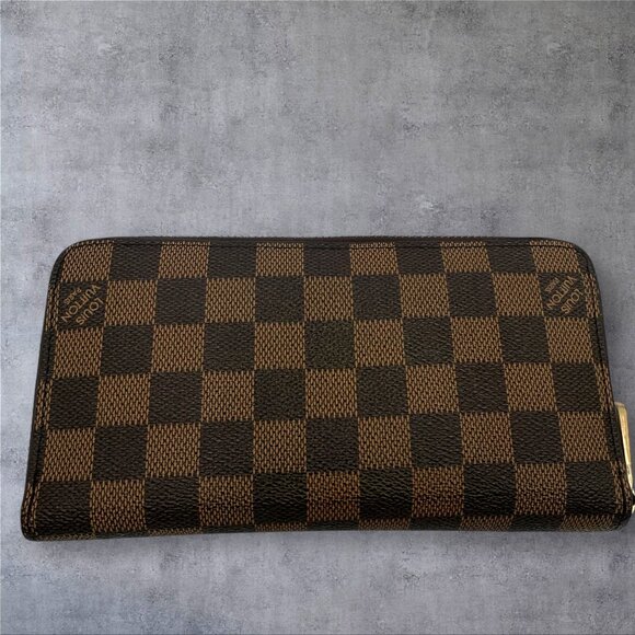 Louis Vuitton Damier Ebene Zippy Wallet - Picture 3 of 6